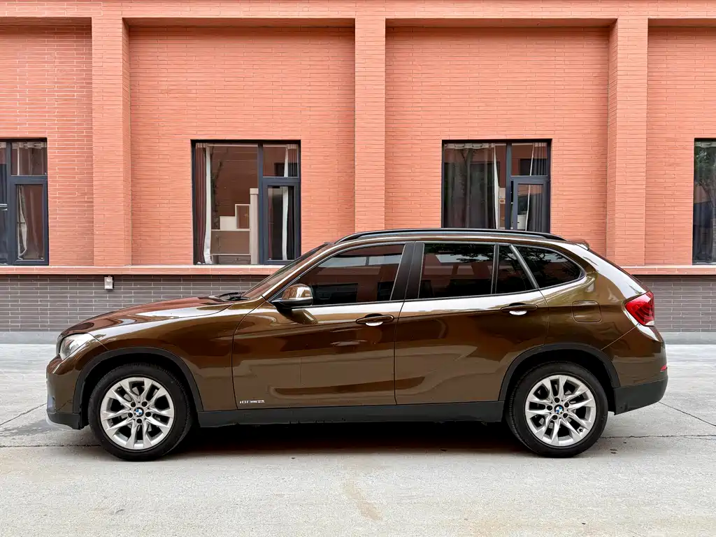BMW X1 2016 — фото 4