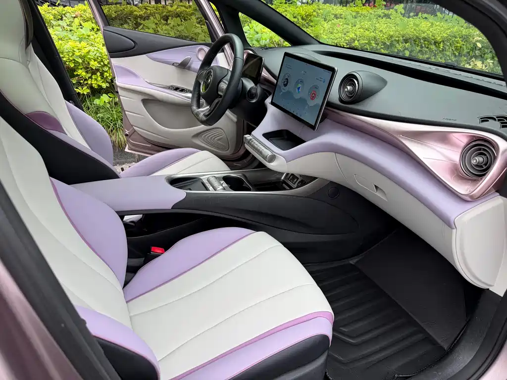 BYD Dolphin 2022 — фото 12
