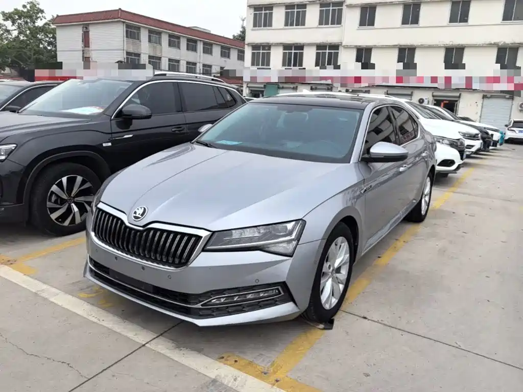 Skoda Superb 2020 — фото 2