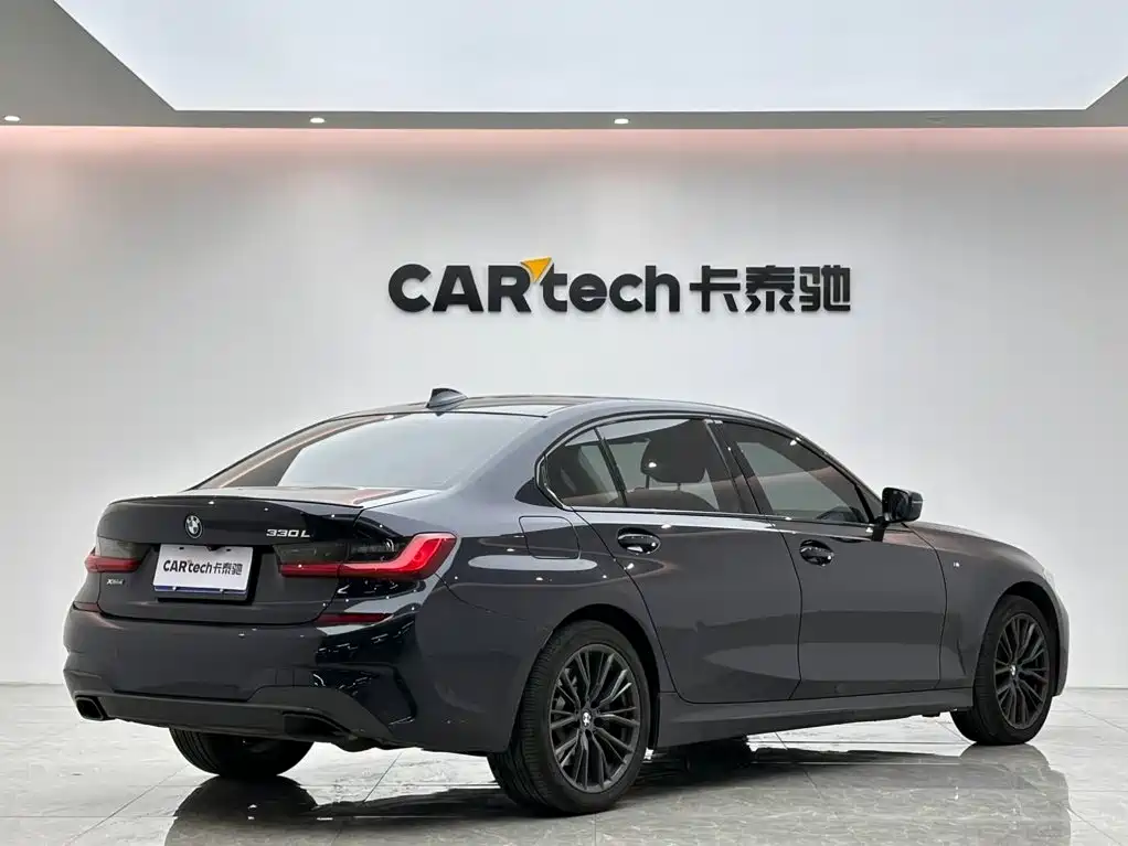 BMW 3 Series 2021