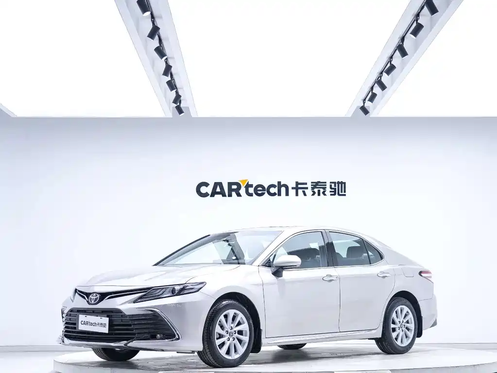 Toyota Camry 2024