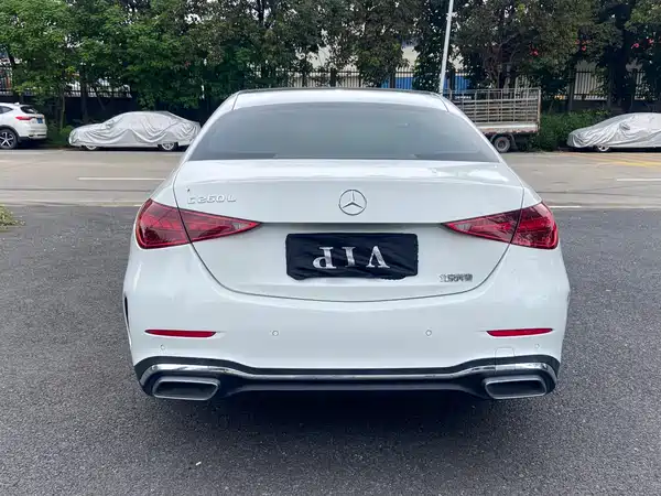 Mercedes-Benz C-Class 2022