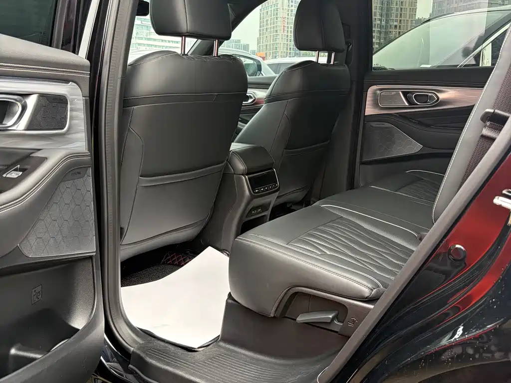 GAC Motor Trumpchi GS8 2023 — фото 15