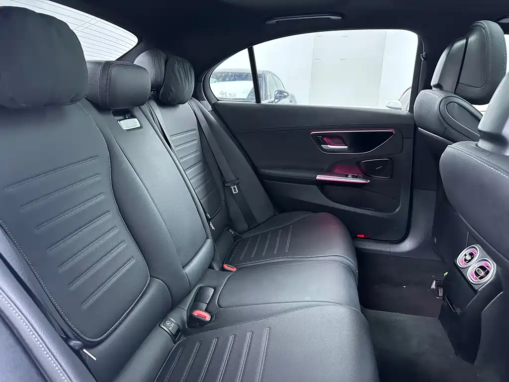 Mercedes-Benz C-Class 2022 — фото 15