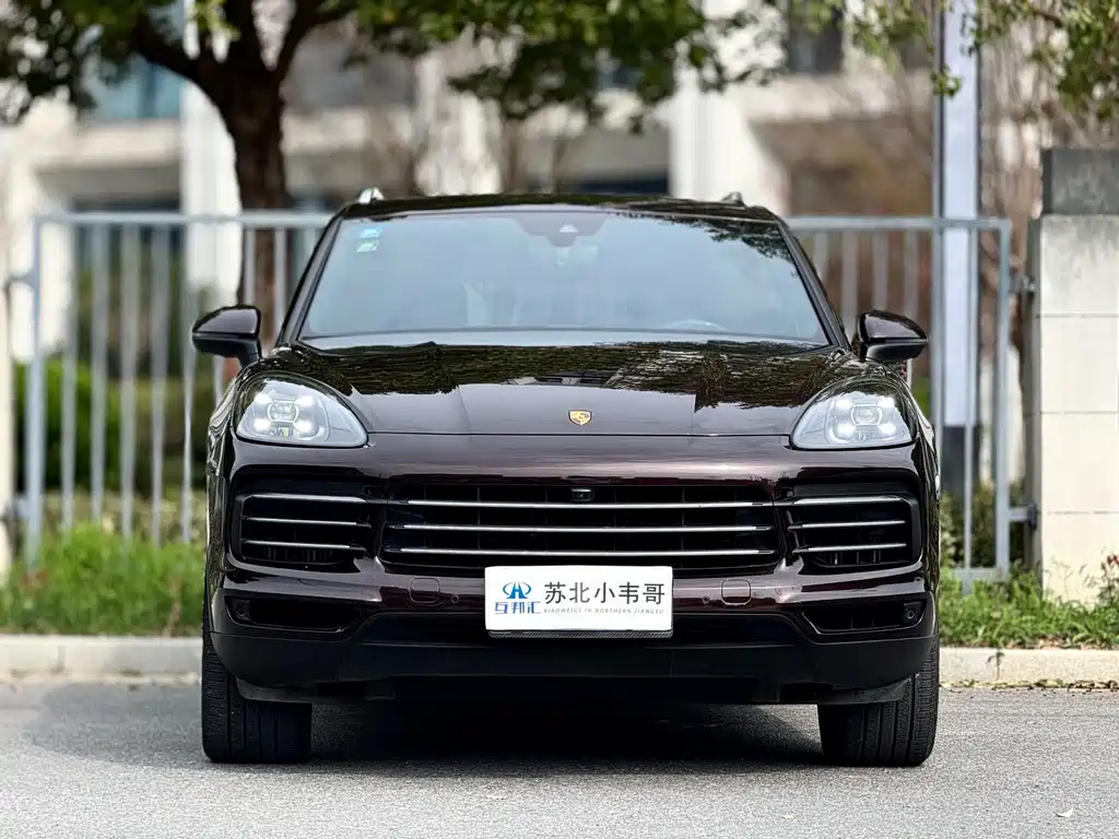 Porsche Cayenne 2020 — фото 1