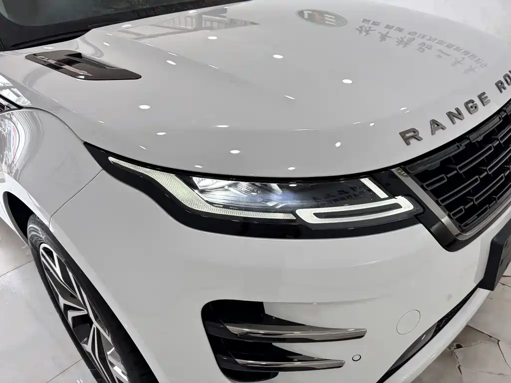 Land Rover Evoque 2024 — фото 8