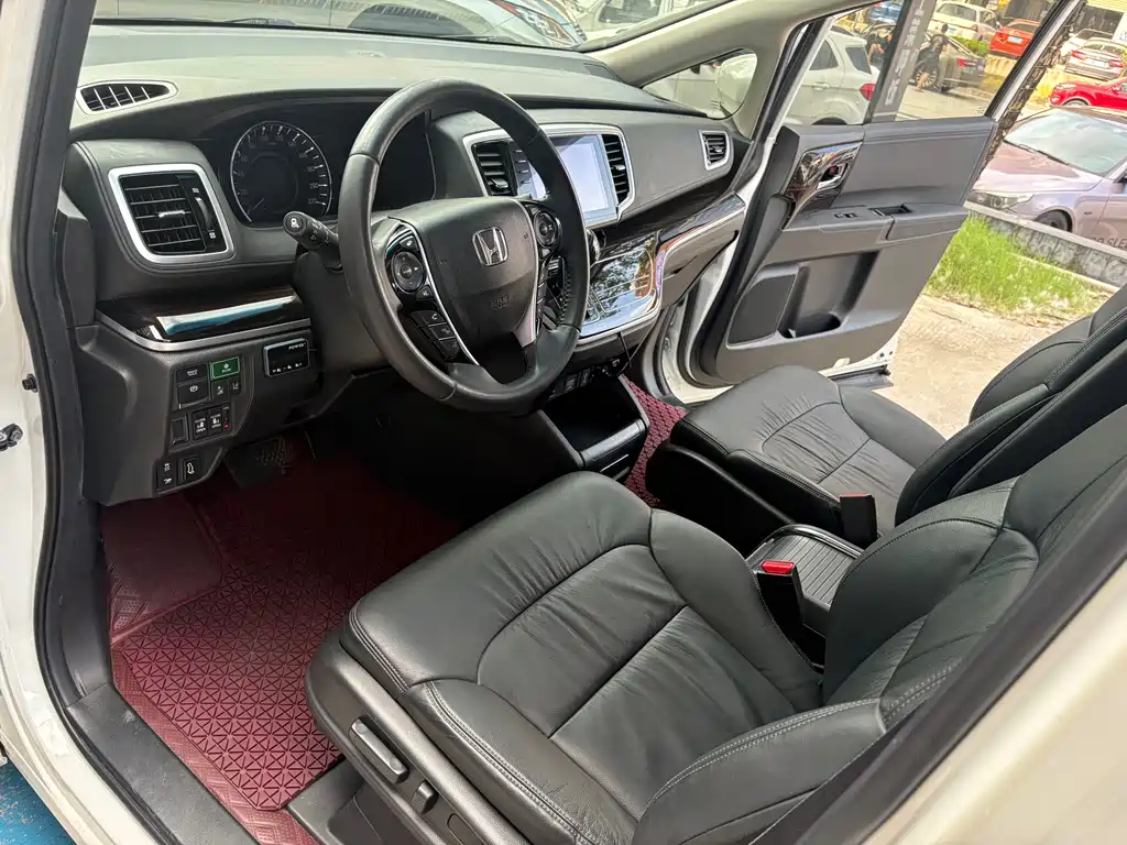 Honda Odyssey 2021 — фото 10