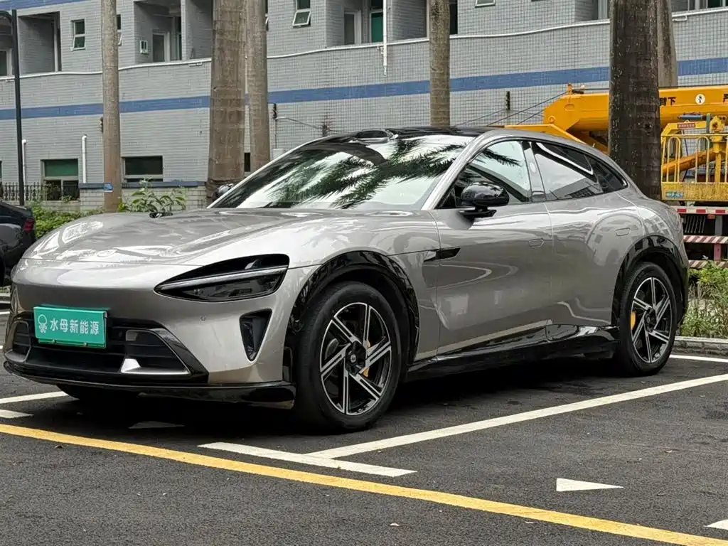 Xiaomi YU7 2025 — фото 1