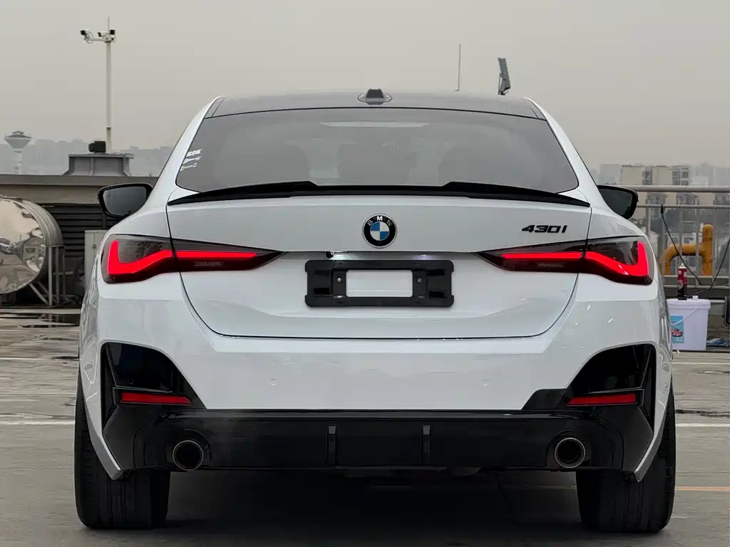 BMW 4 Series 2022 — фото 17