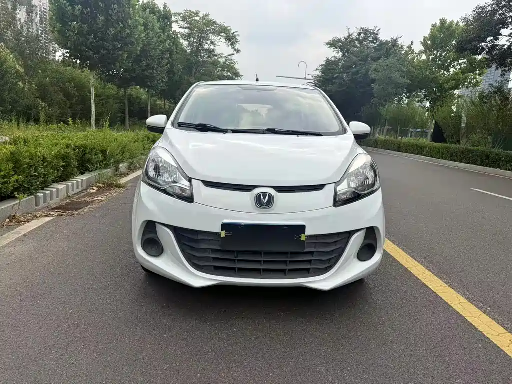 Changan BenBen 2018 — фото 2