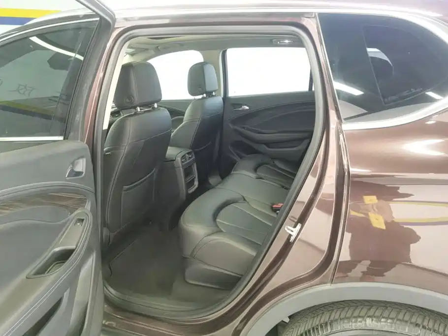 Buick Envision Plus 2019 — фото 11