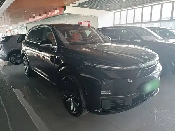 Li Auto L7 2025