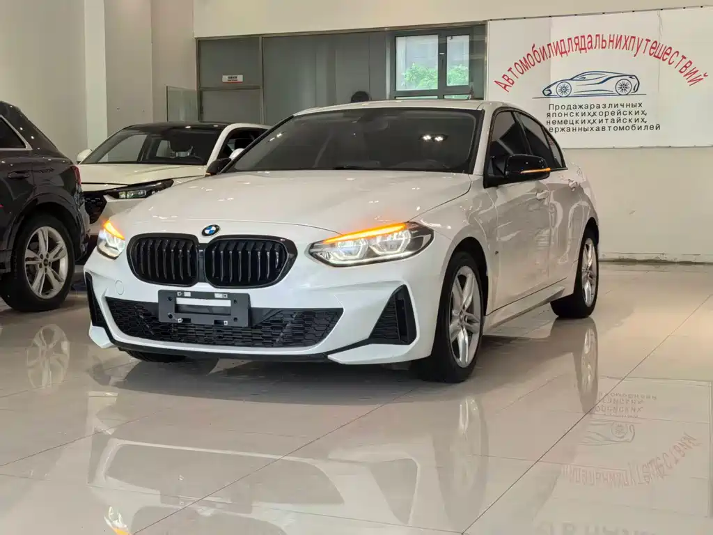 BMW 1 Series 2023