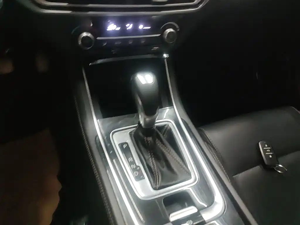 Changan Eado 2018 — фото 14