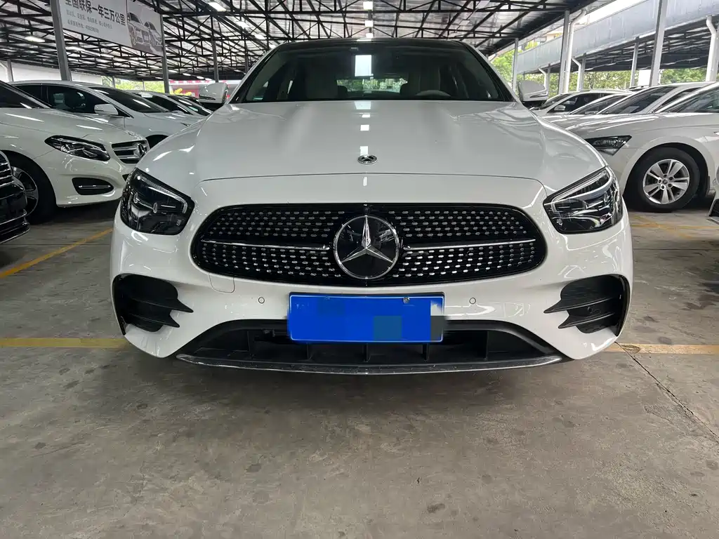Mercedes-Benz E-Class 2023