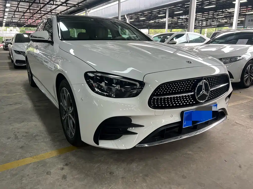 Mercedes-Benz E-Class 2023