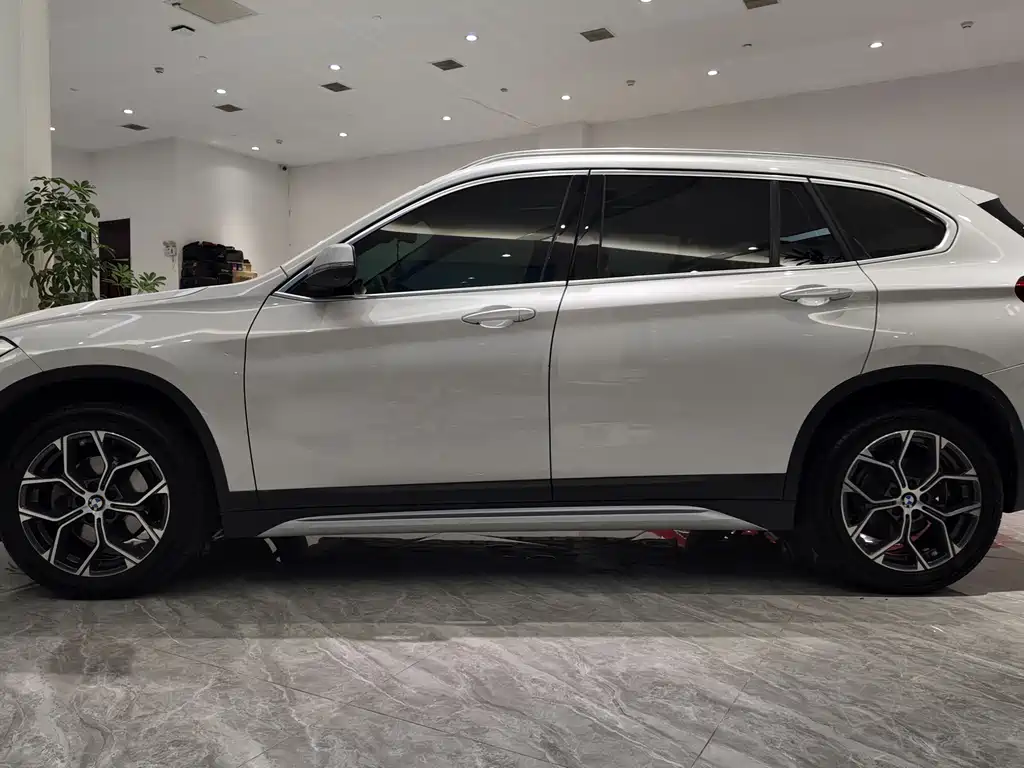 BMW X1 2021