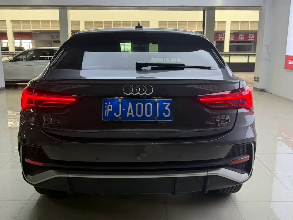 Audi Q3 Sportback 2020 — фото 21