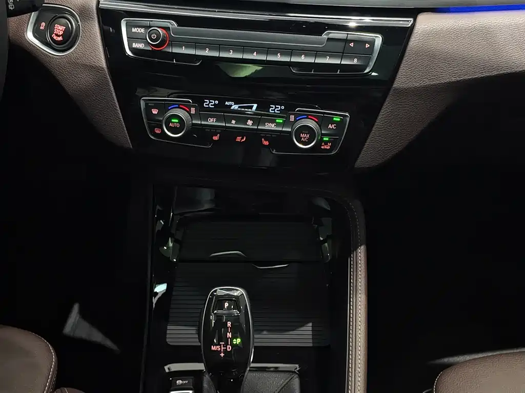 BMW X1 2021 — фото 15