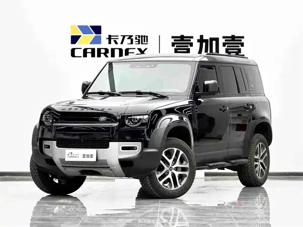 Land Rover Defender 2024