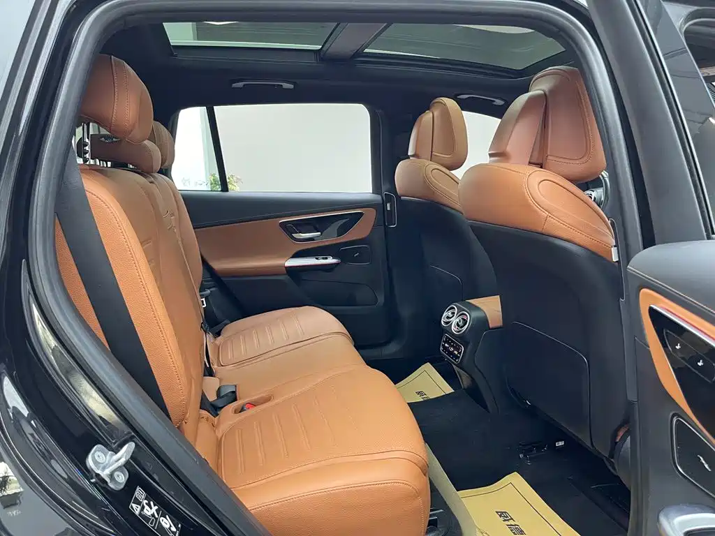 Mercedes-Benz GLC 2023 — фото 14
