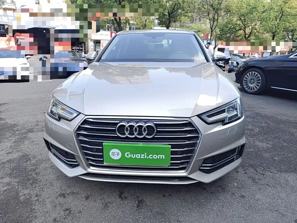 Audi A4L 2019