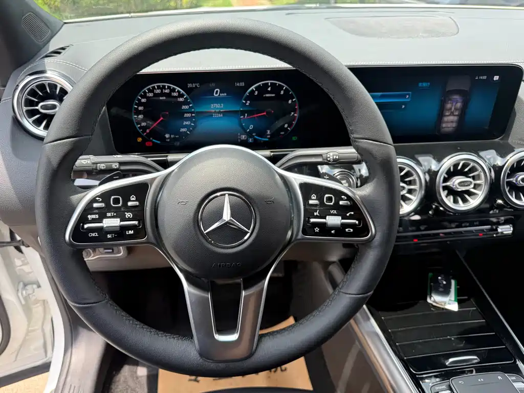 Mercedes-Benz GLA 2021 — фото 23