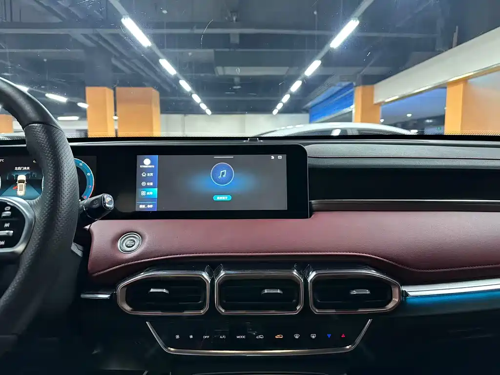 Jetour X70 PLUS 2022 — фото 11