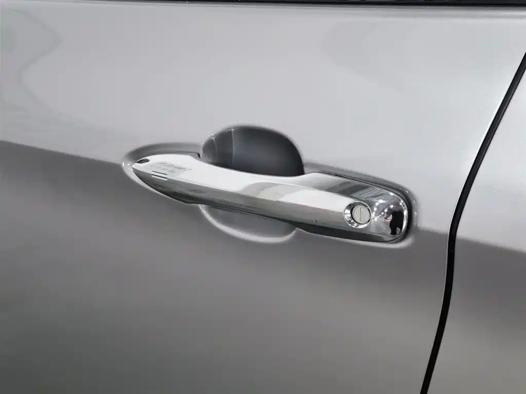 Toyota Avalon 2022 — фото 18