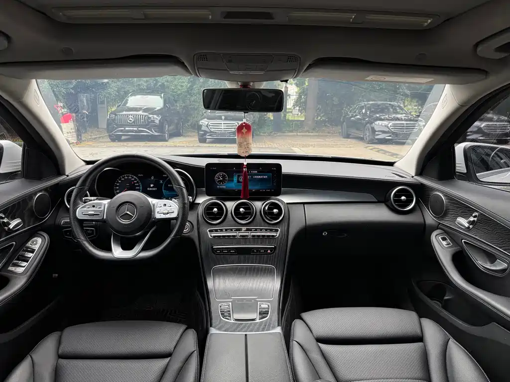 Mercedes-Benz C-Class 2020 — фото 9