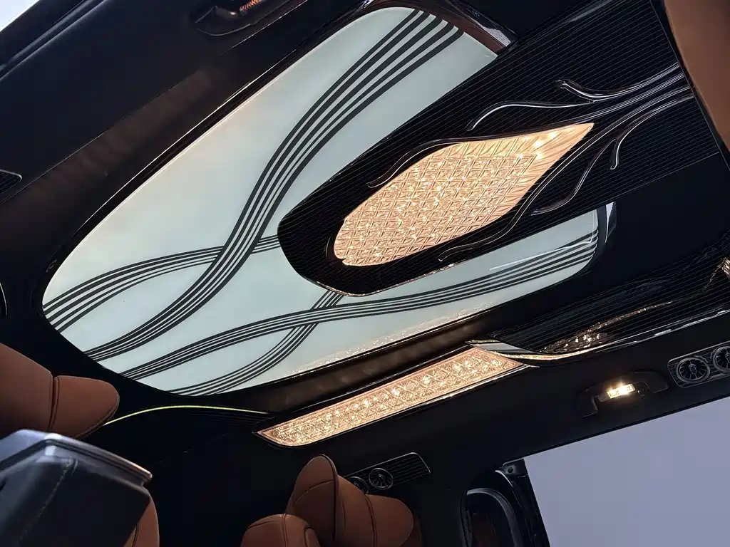 Mercedes-Benz Vito 2023 — фото 13