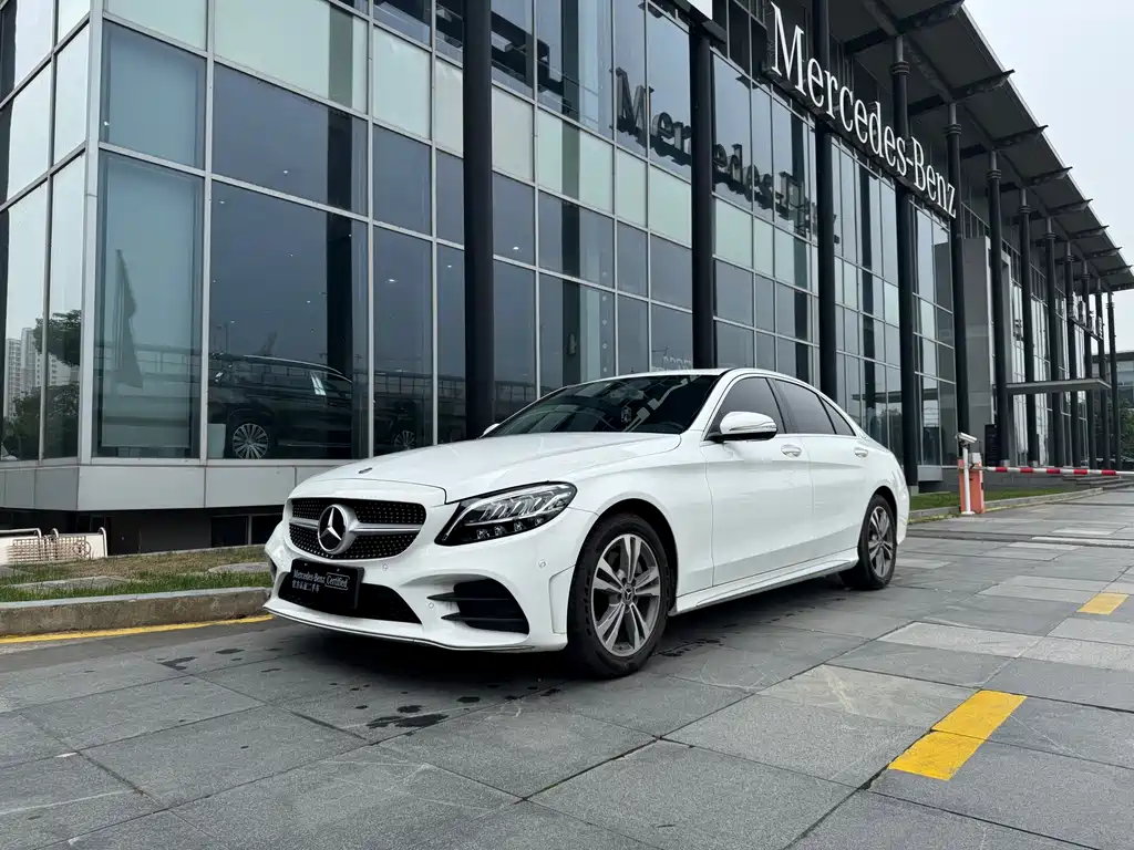 Mercedes-Benz C-Class 2020 — фото 1