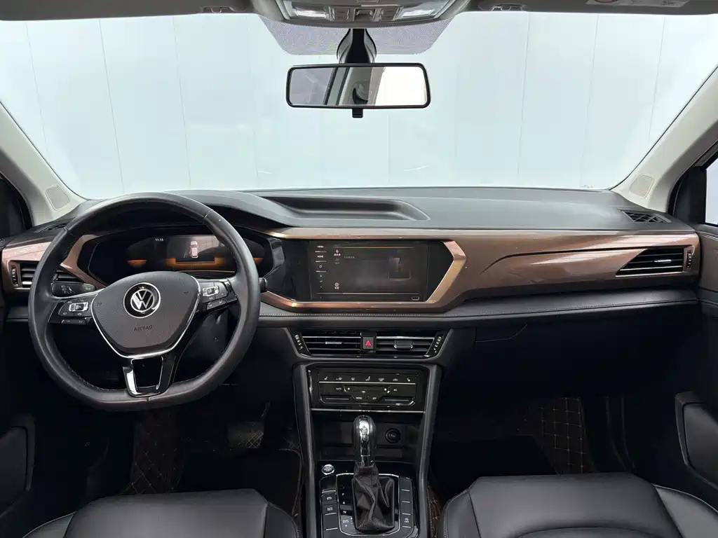 Volkswagen Tharu 2022