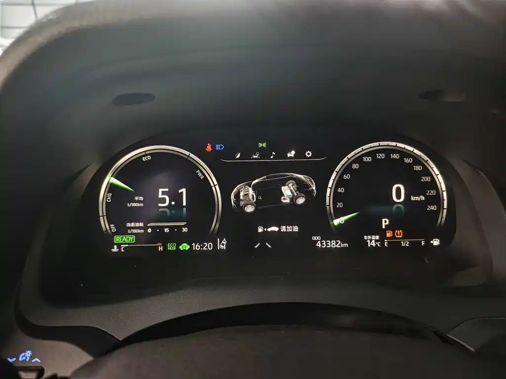 Toyota Camry 2022 — фото 11