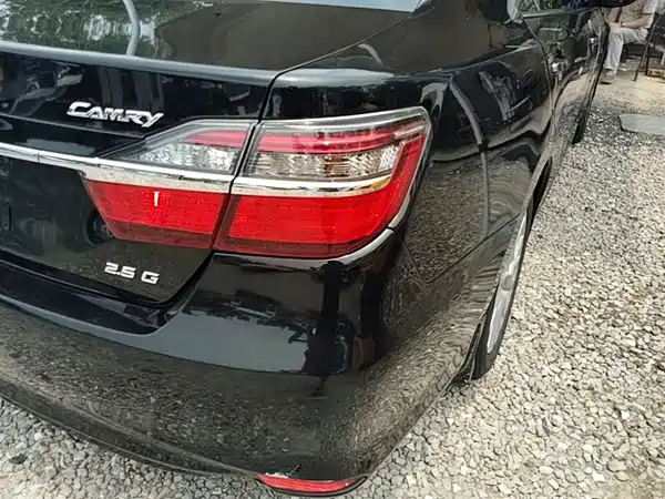 Toyota Camry 2015
