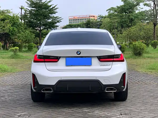 BMW 3 Series 2024
