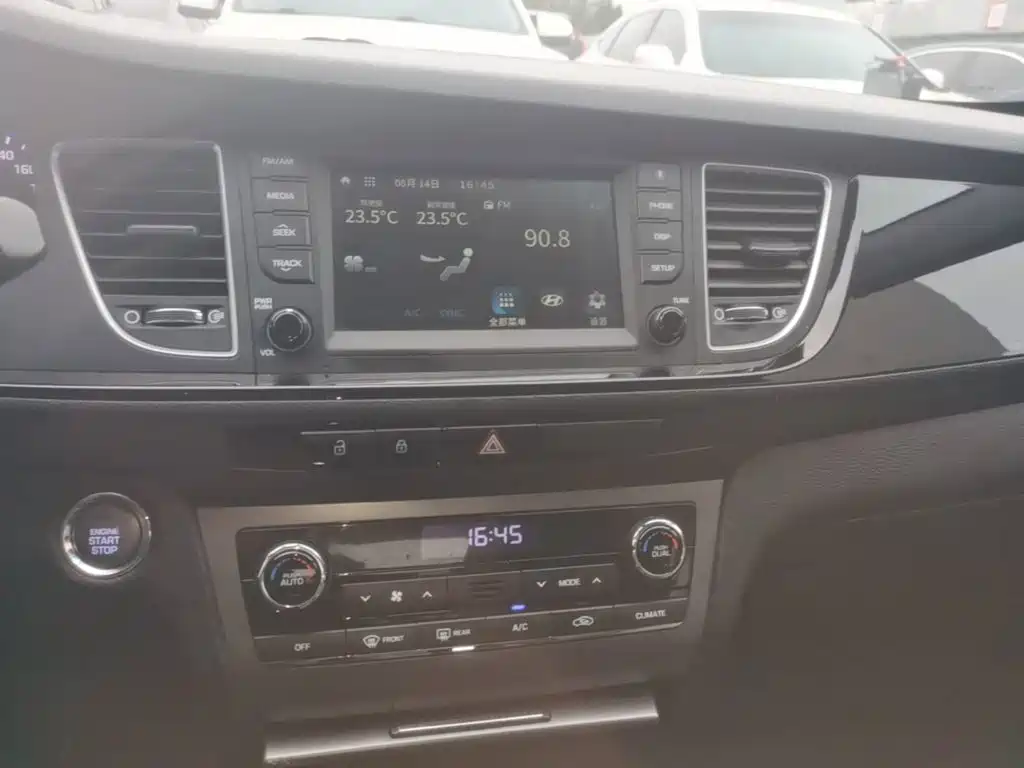 Hyundai Mistra 2017 — фото 13