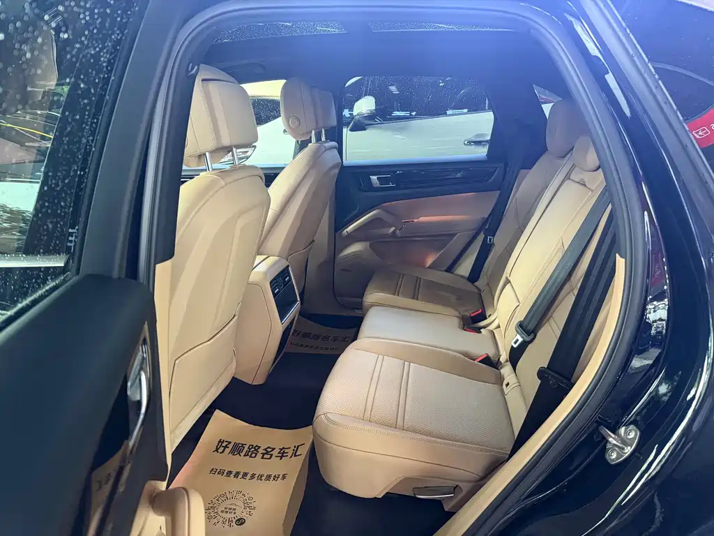 Porsche Cayenne 2019 — фото 11