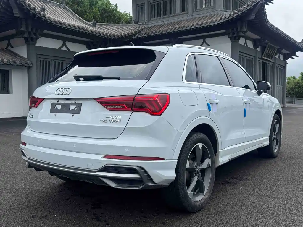 Audi Q3 2022