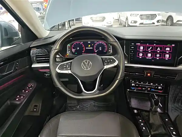 Volkswagen Passat 2022