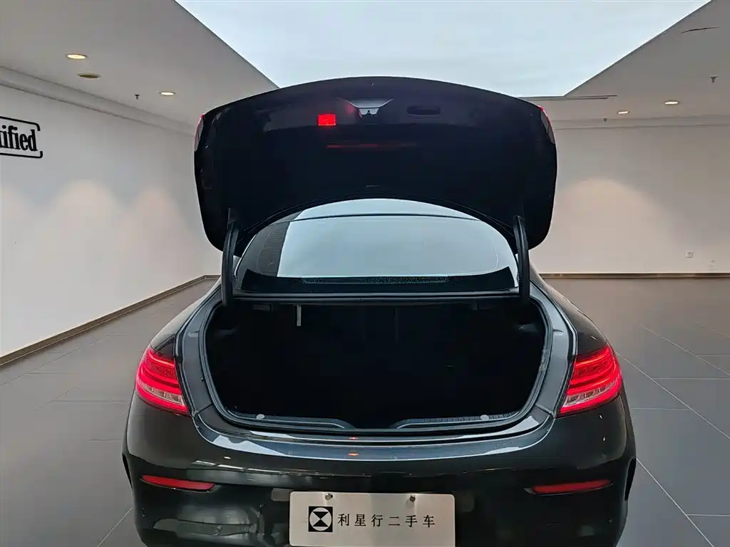 Mercedes-Benz C-Class 2019 — фото 14