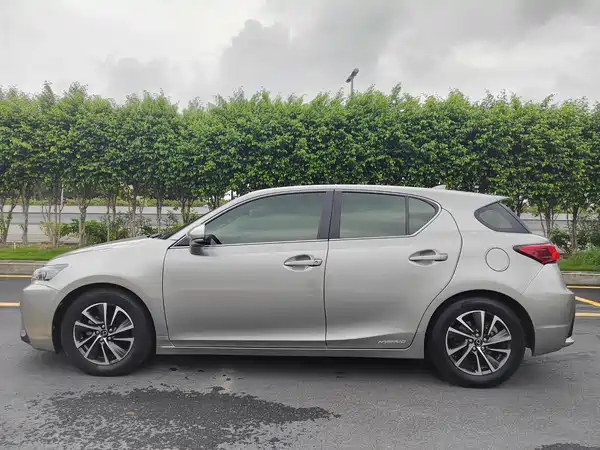 Lexus CT 2017