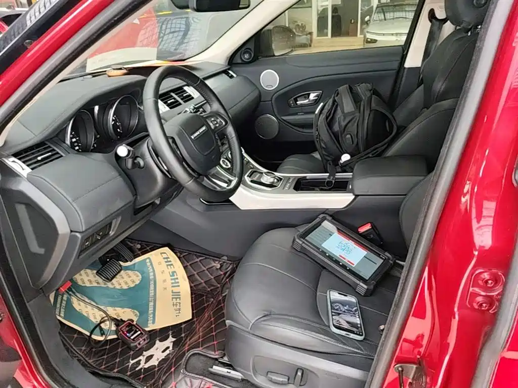 Land Rover Evoque 2016 — фото 16