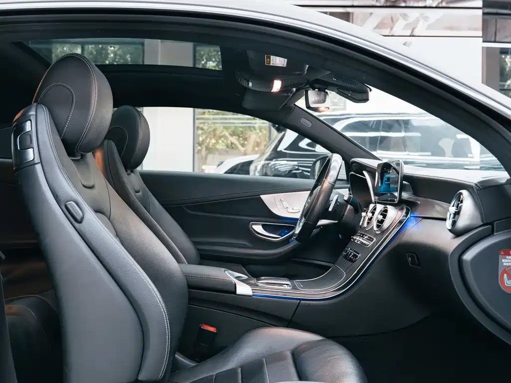 Mercedes-Benz C-Class 2019 — фото 10