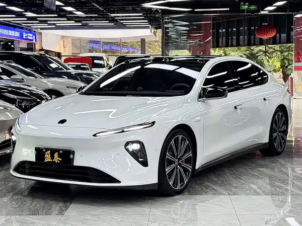 NIO ET7 2025