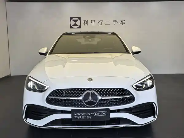 Mercedes-Benz C-Class 2024