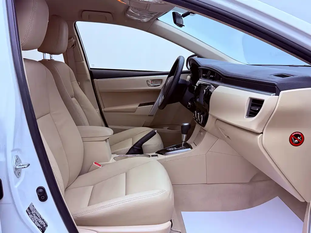 Toyota Corolla 2015 — фото 20
