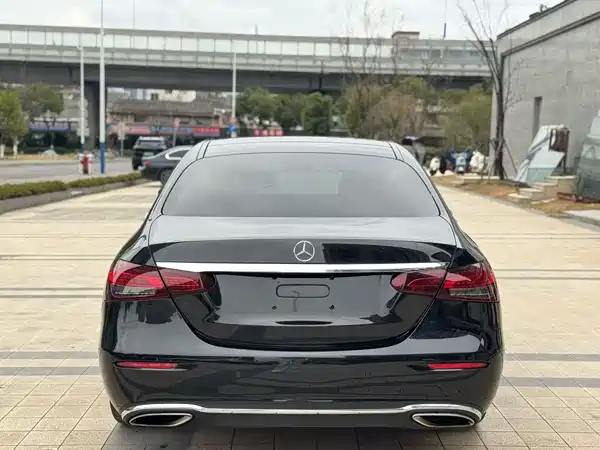 Mercedes-Benz E-Class 2017