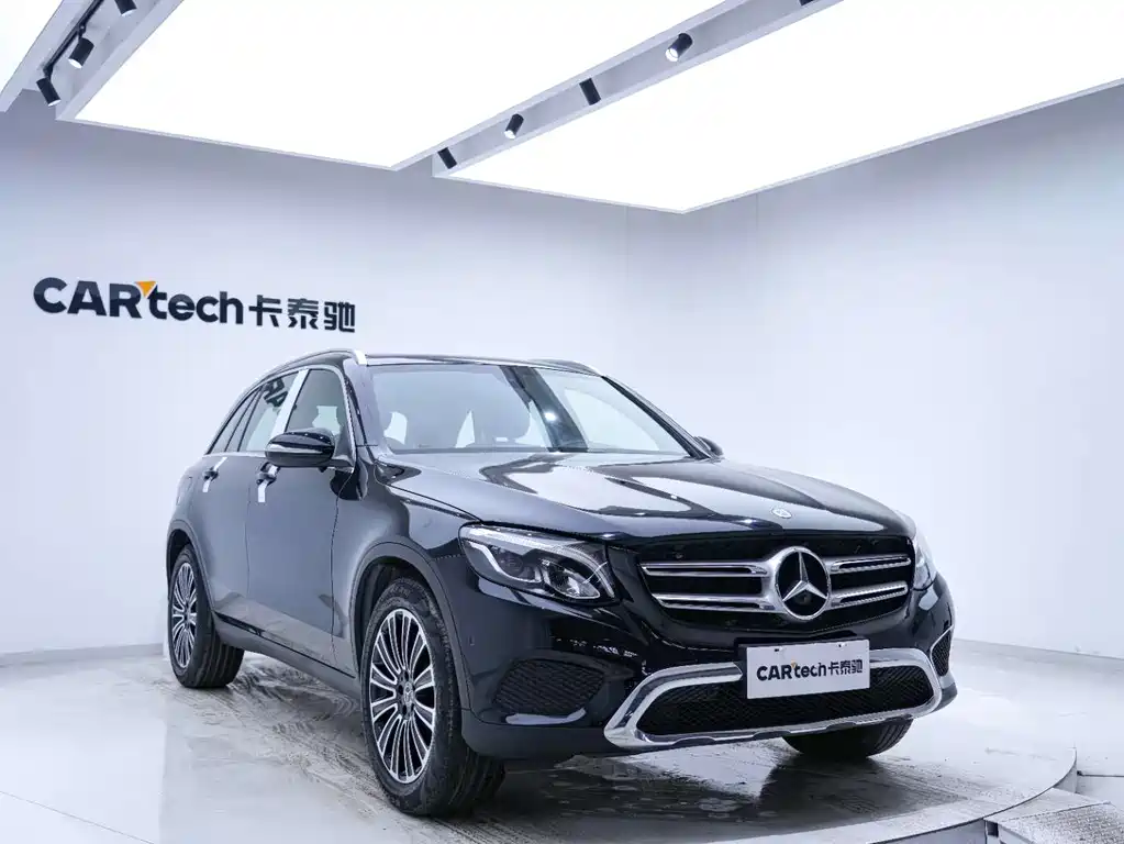 Mercedes-Benz GLC 2018 — фото 9