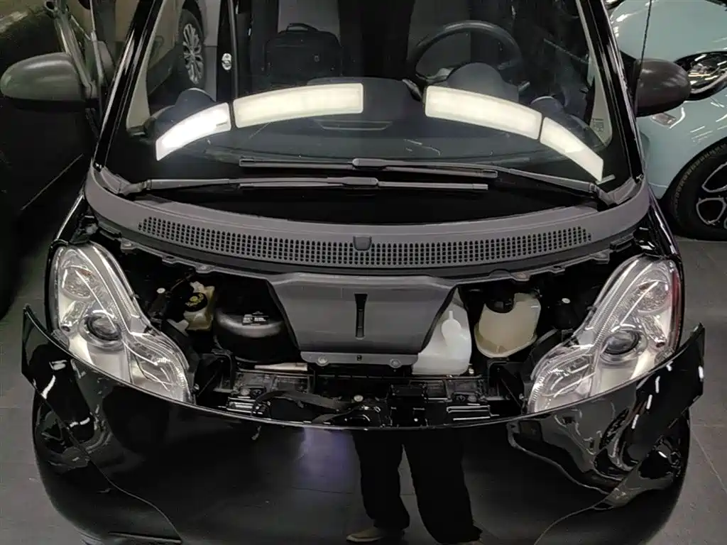 smart Fortwo 2015 — фото 20